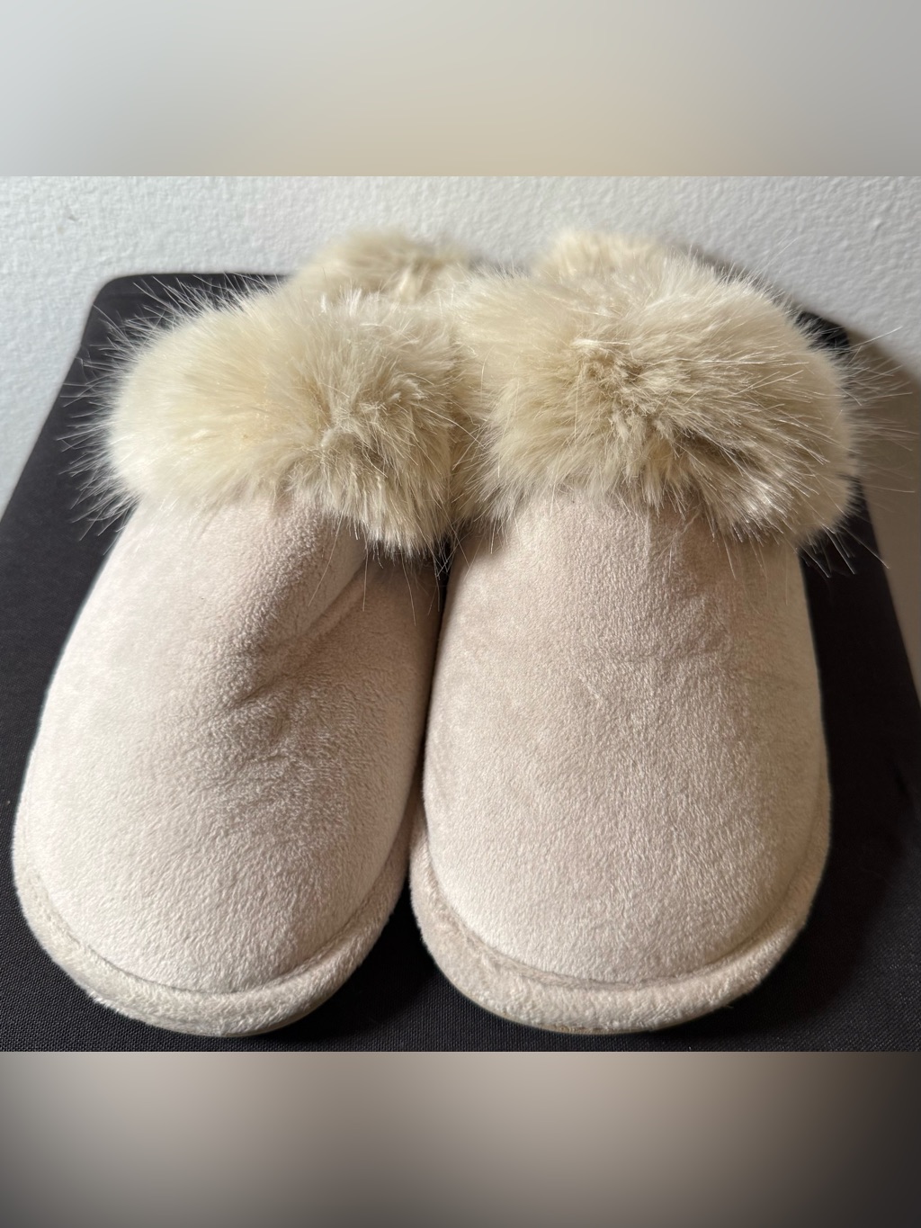 New. Rh (Restoration Hardware) Luxe Faux Fur Slippers. — image 4 of 8